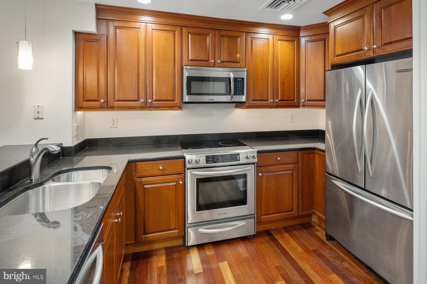 1500 Chestnut St # 20I photo 9
