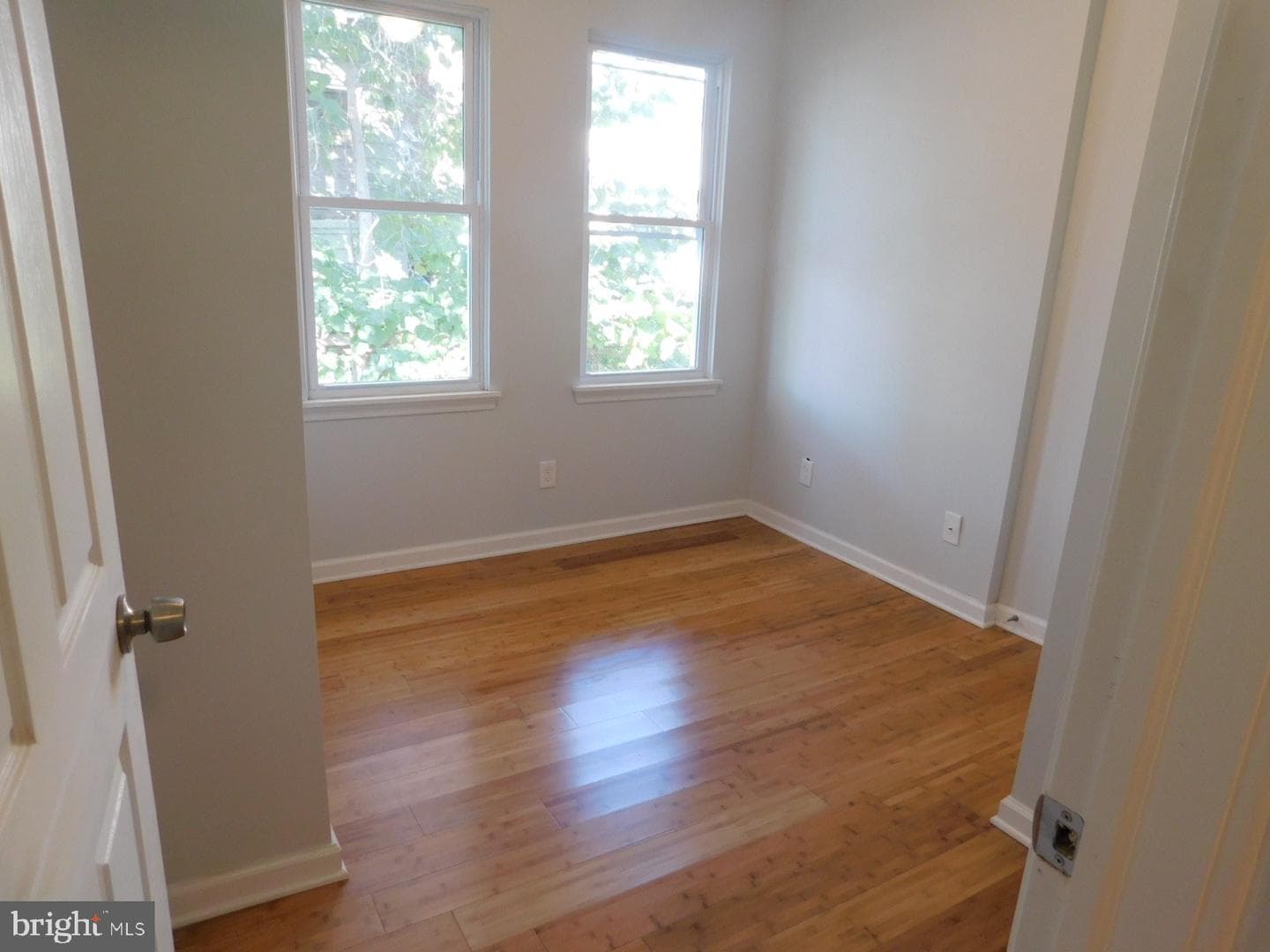 3114 N Carlisle Street photo 4