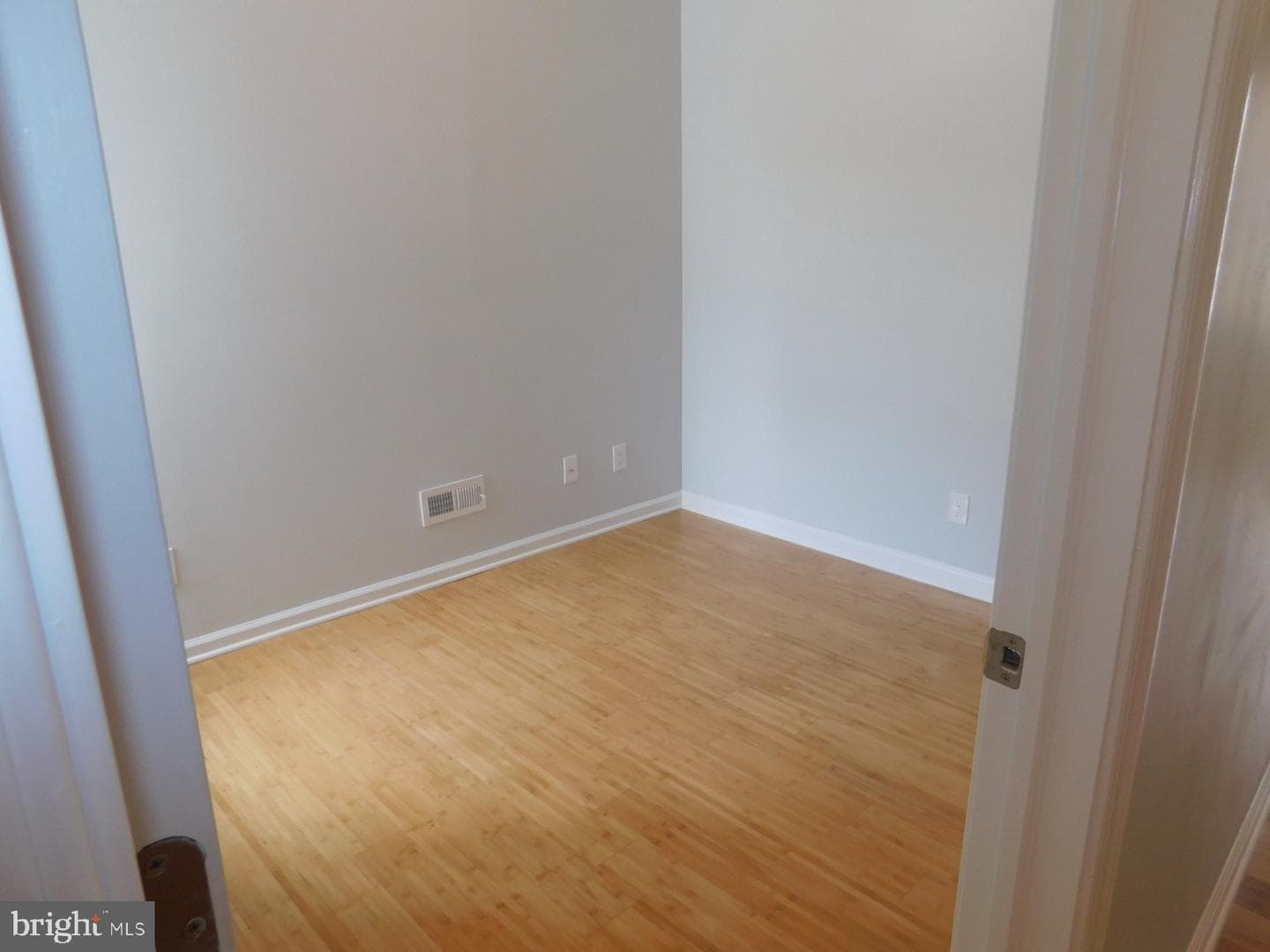 1105 N 42nd Street photo 9