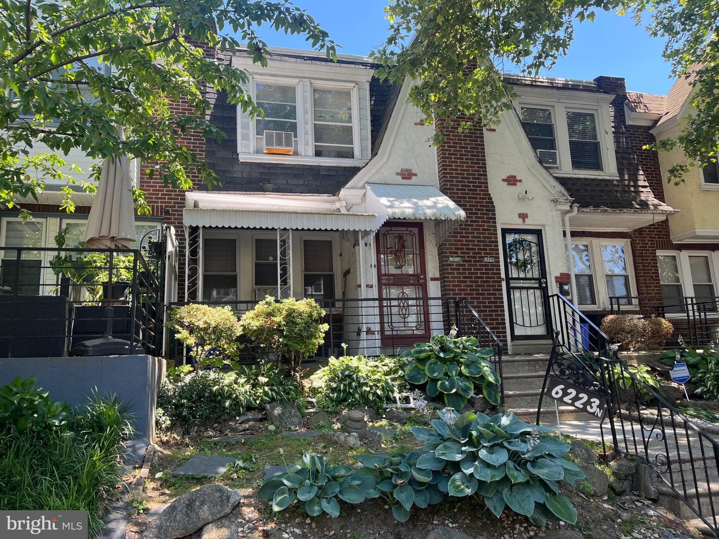 6223 N Hancock Street photo 3