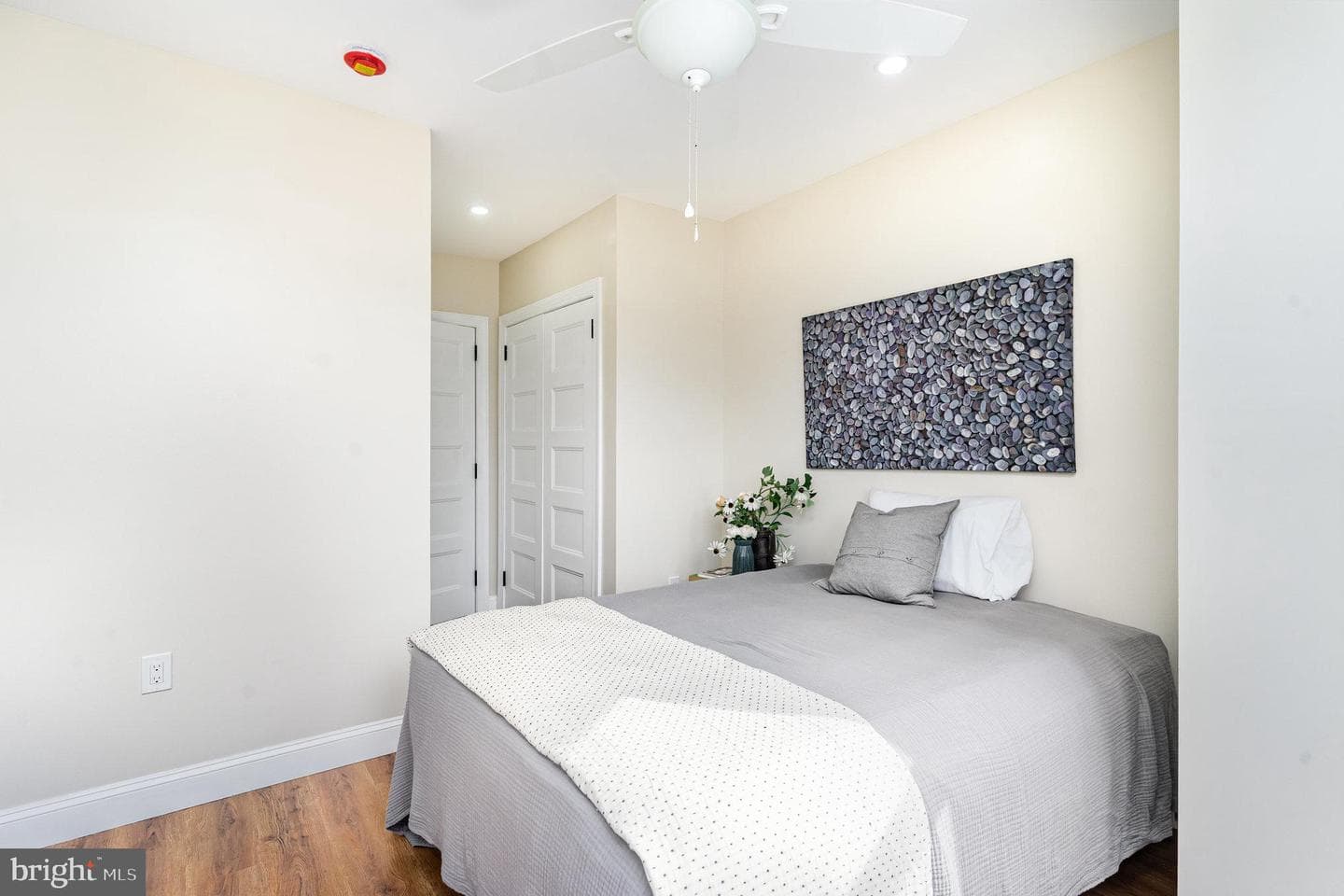 5637 Rodman Street photo 18