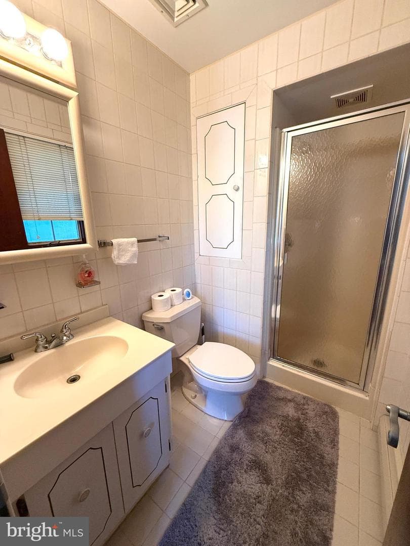840 Welsh Road photo 24