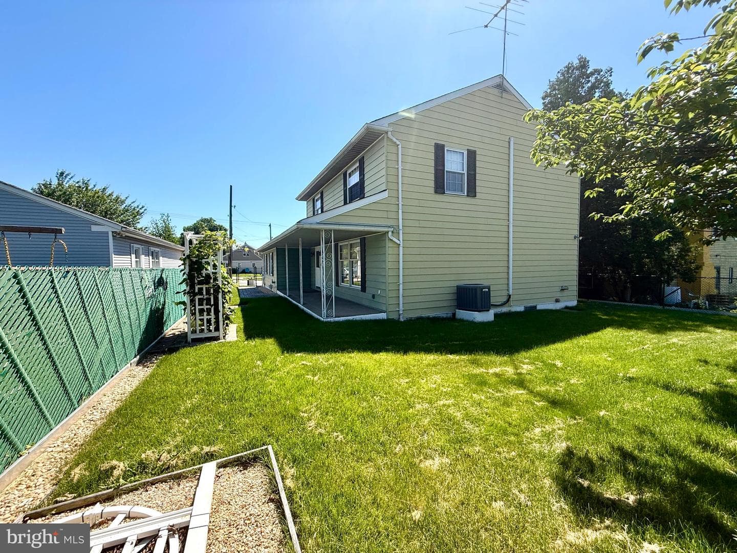 840 Welsh Road photo 36