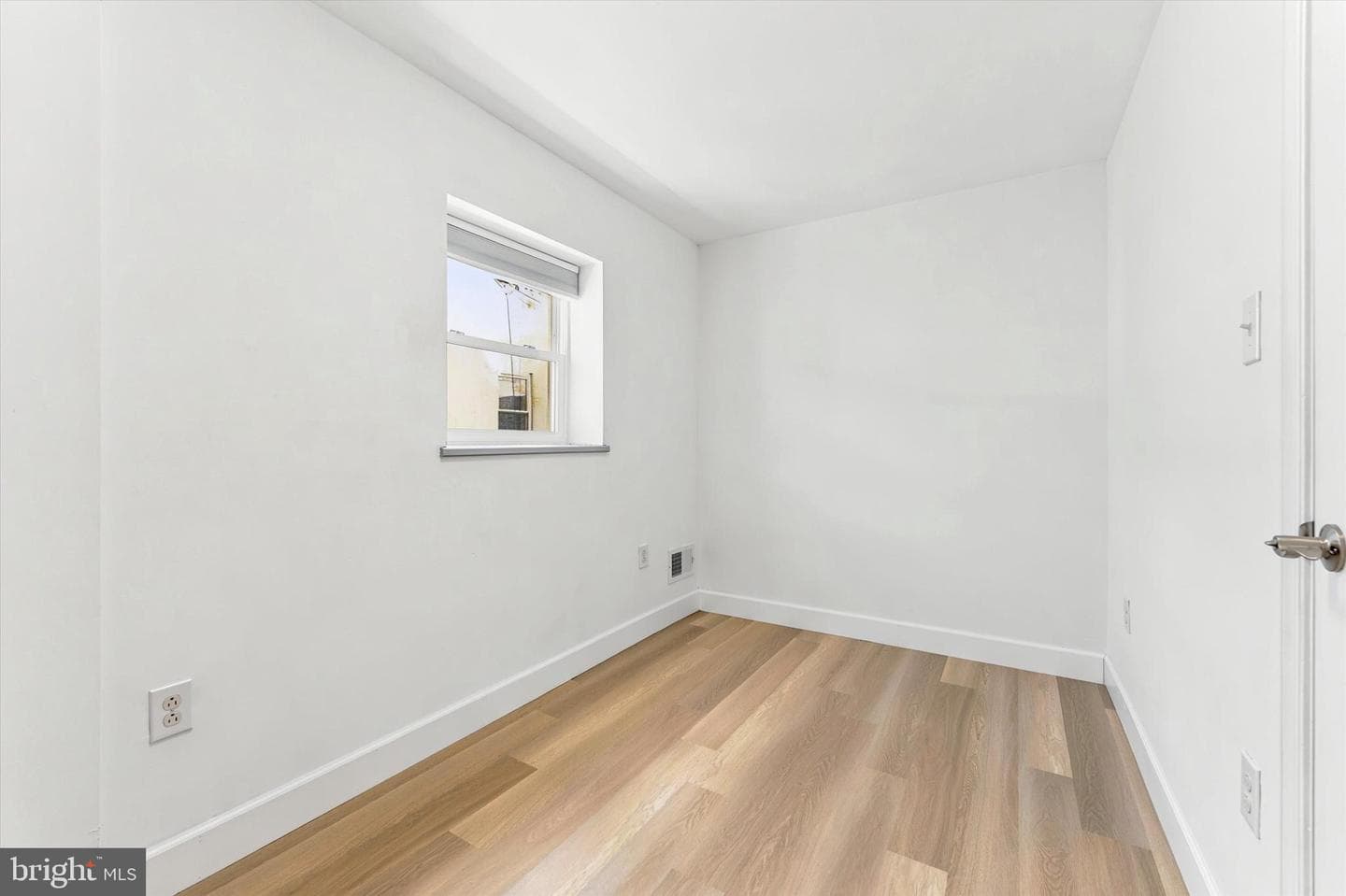 601 Watkins Street photo 18