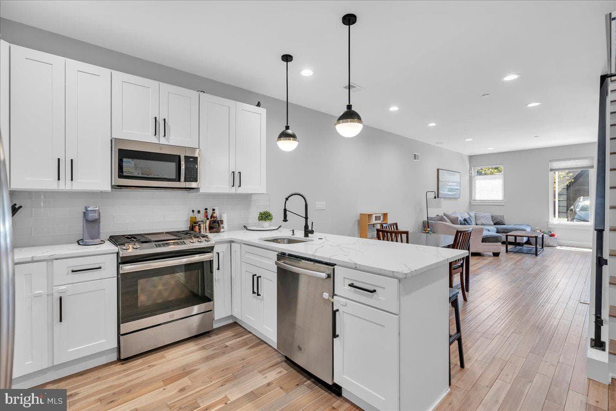 2606 Trenton Avenue photo 9