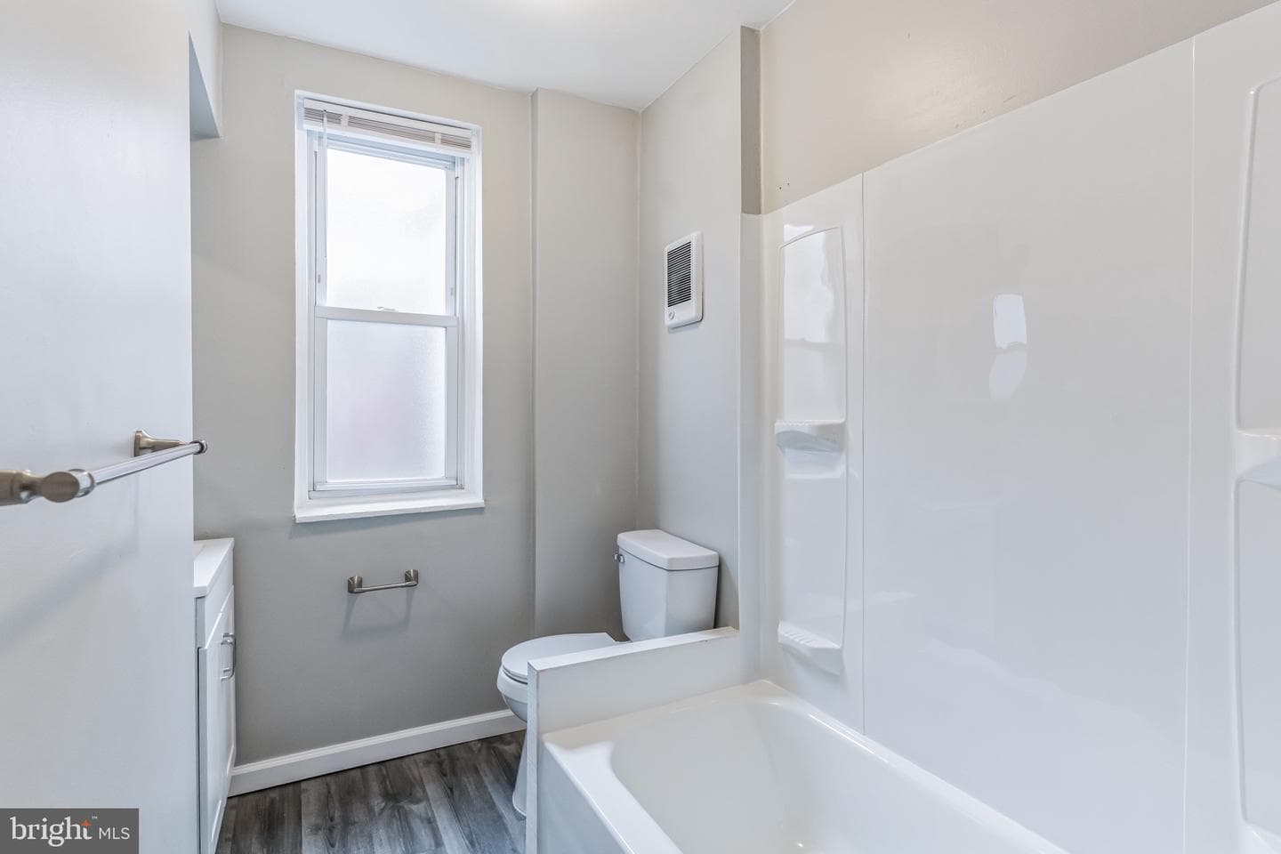 241 S Ithan Street photo 26