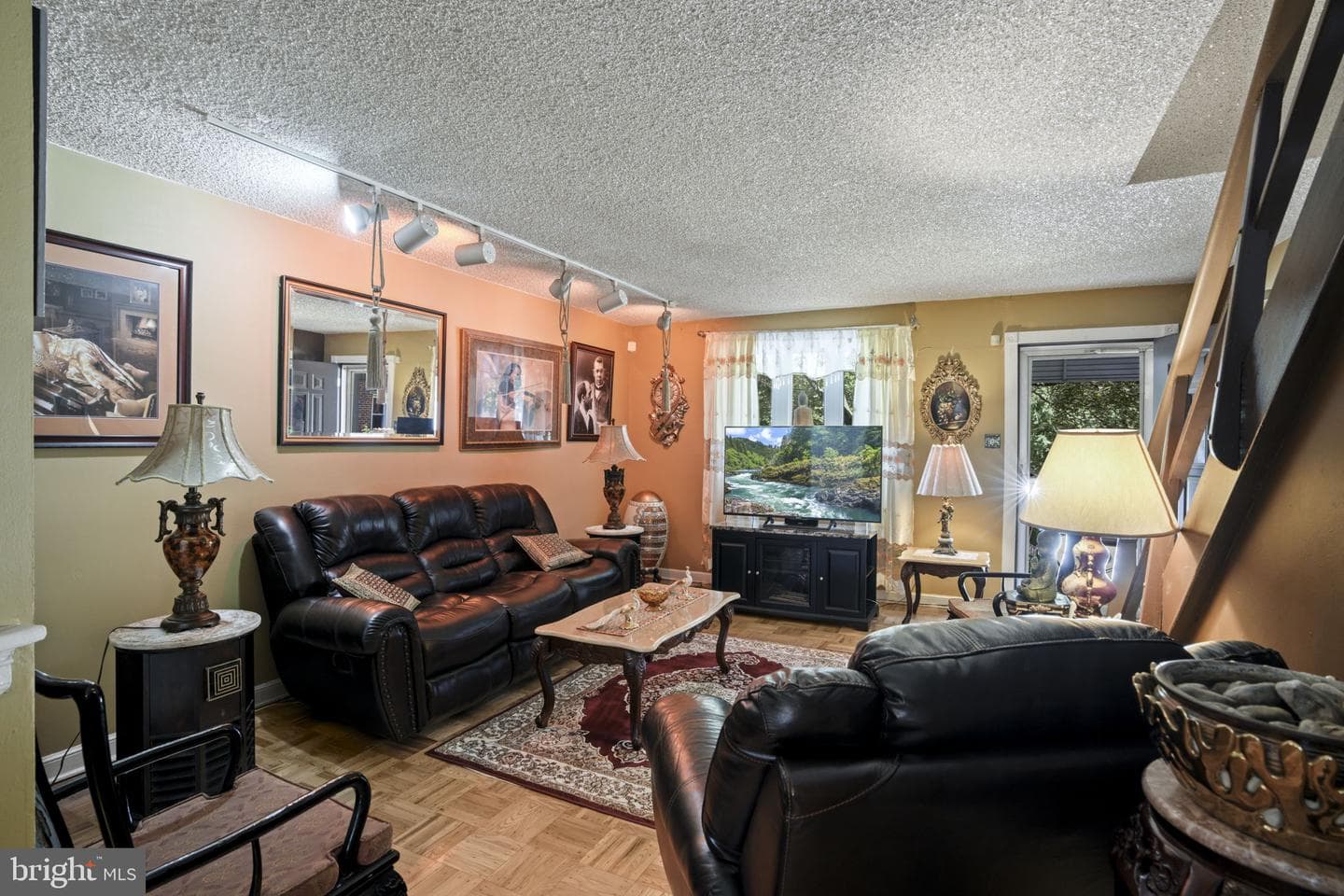 540 Parnell Place photo 6