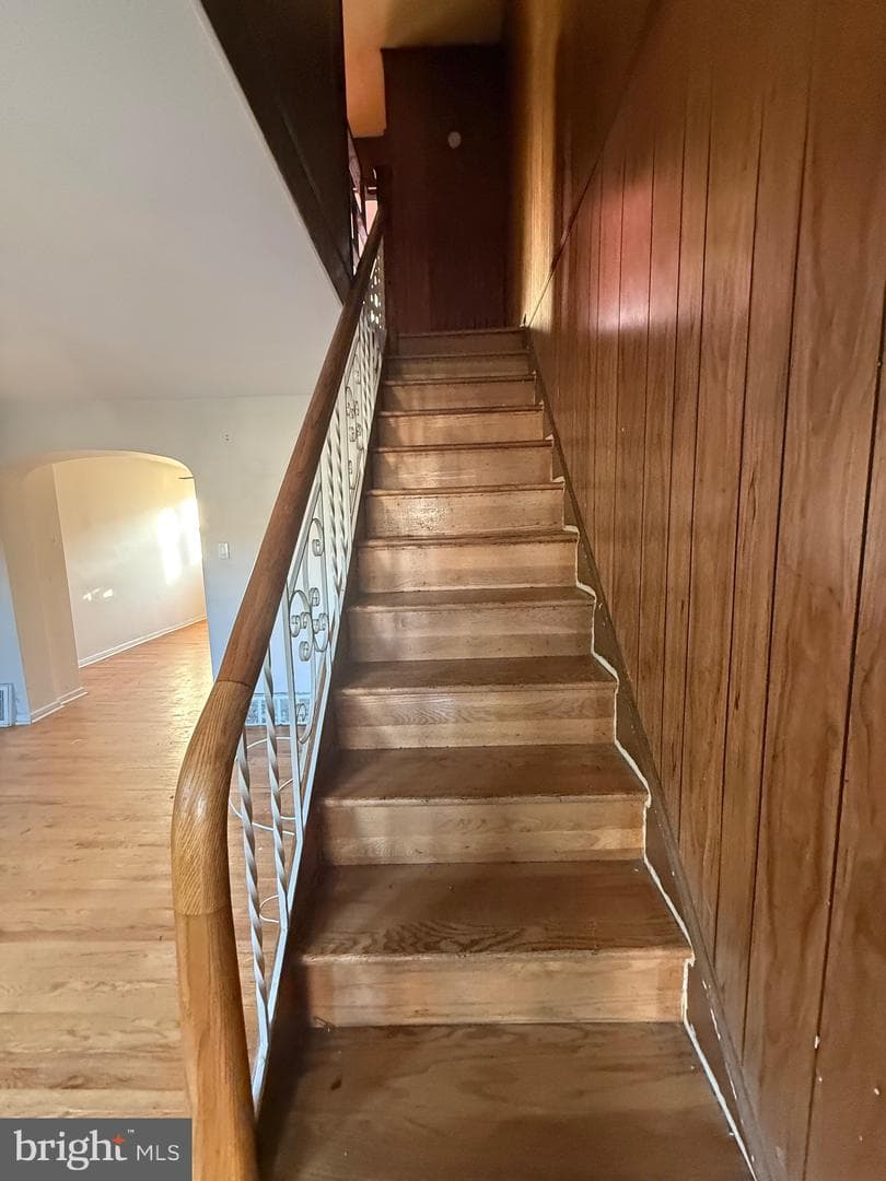 3334 Lansing Street photo 12