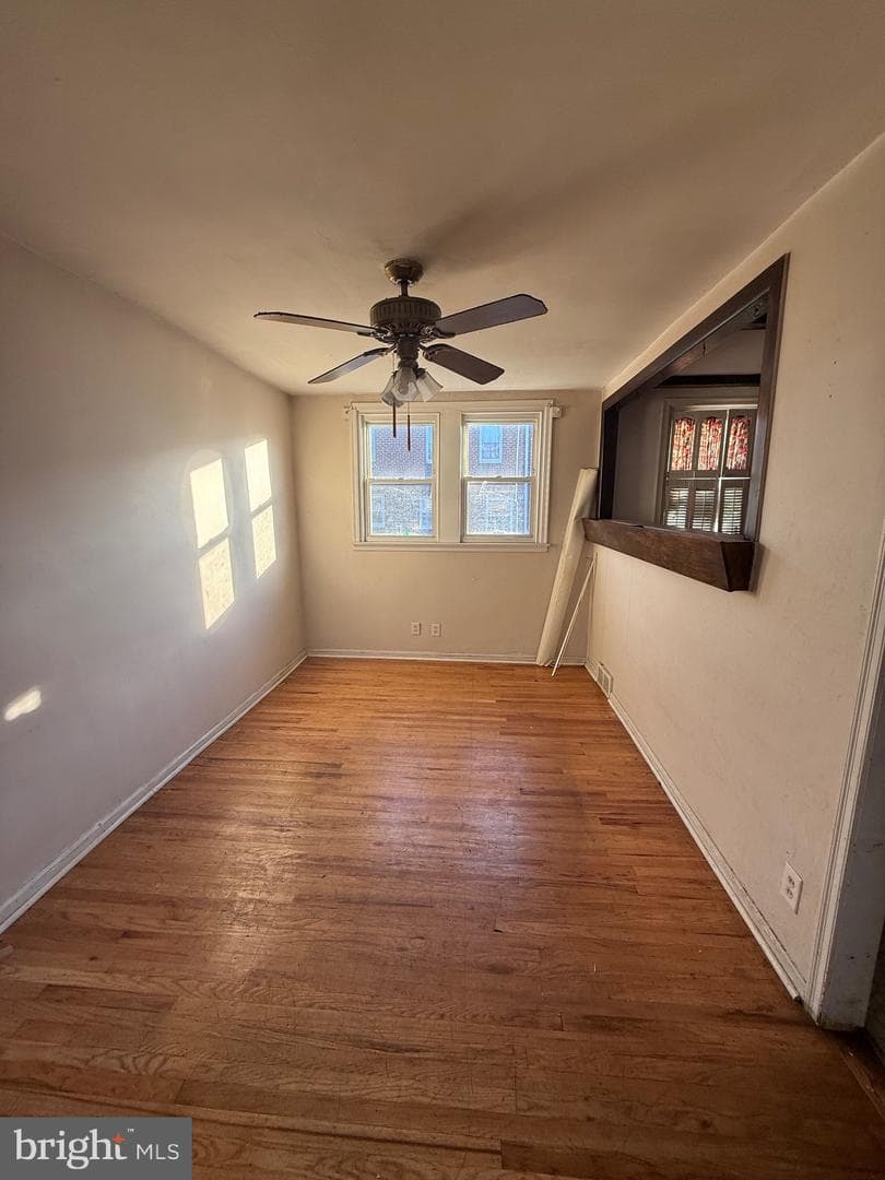 3334 Lansing Street photo 8