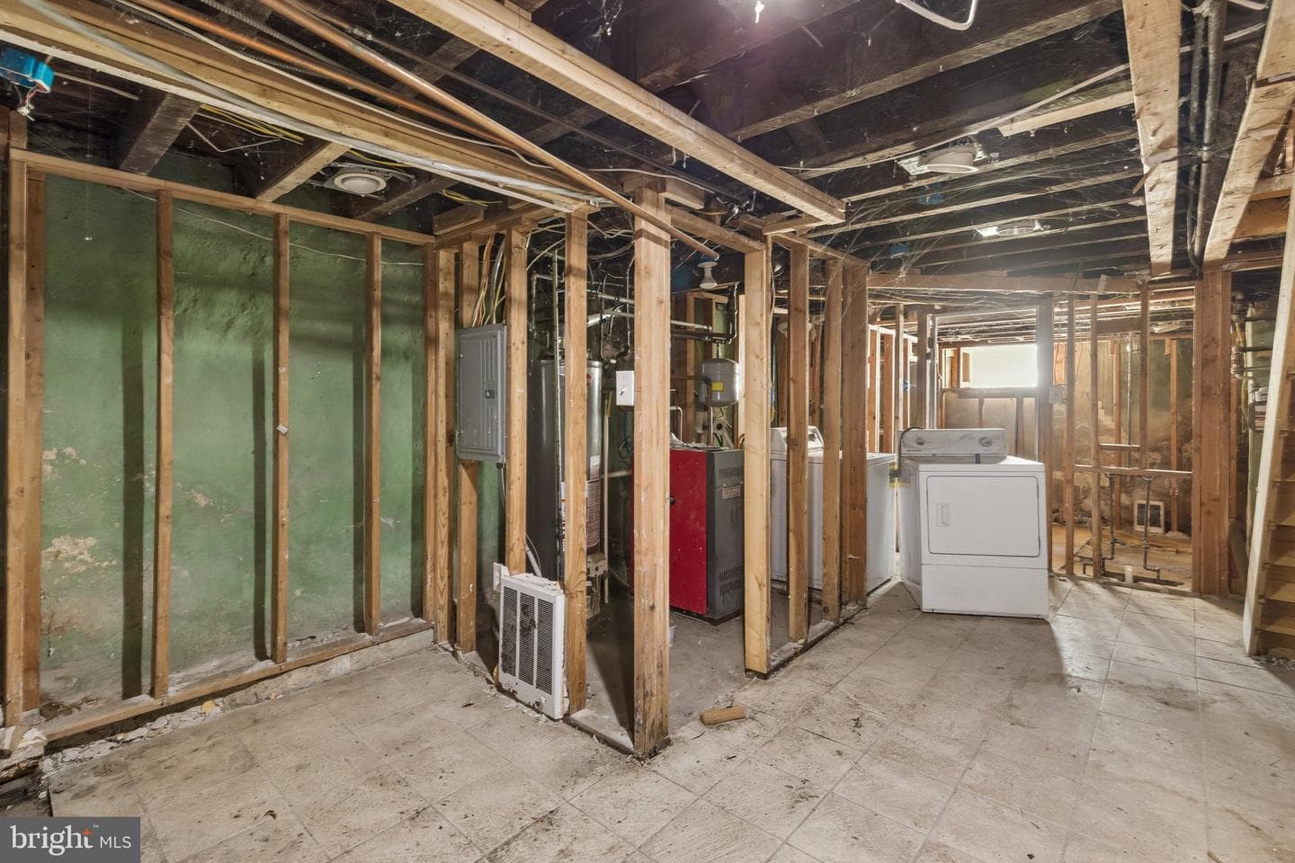 2245 E Cambria Street photo 21