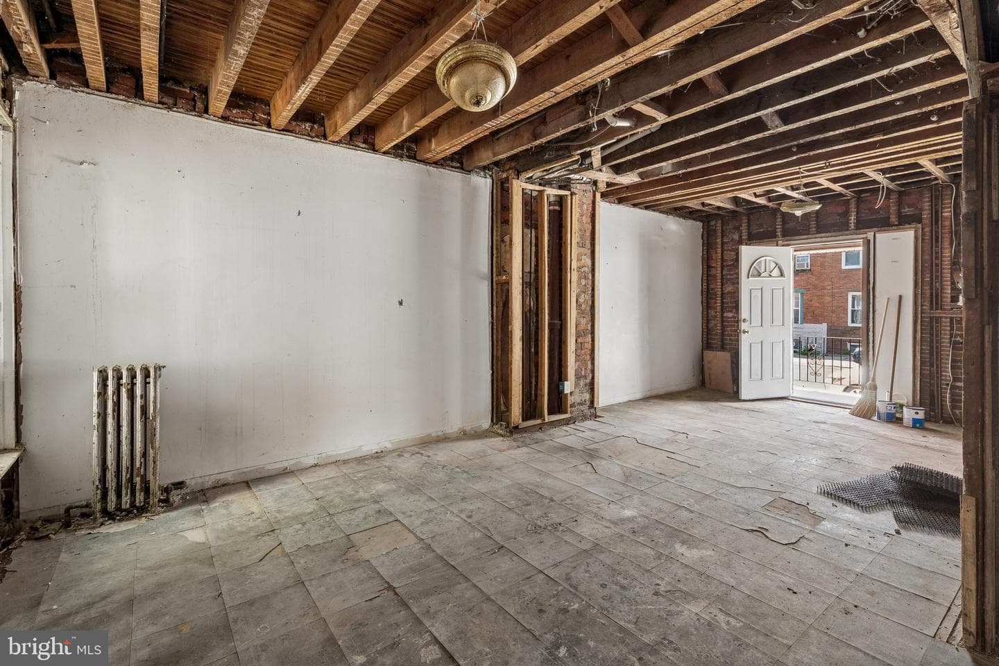 2245 E Cambria Street photo 6