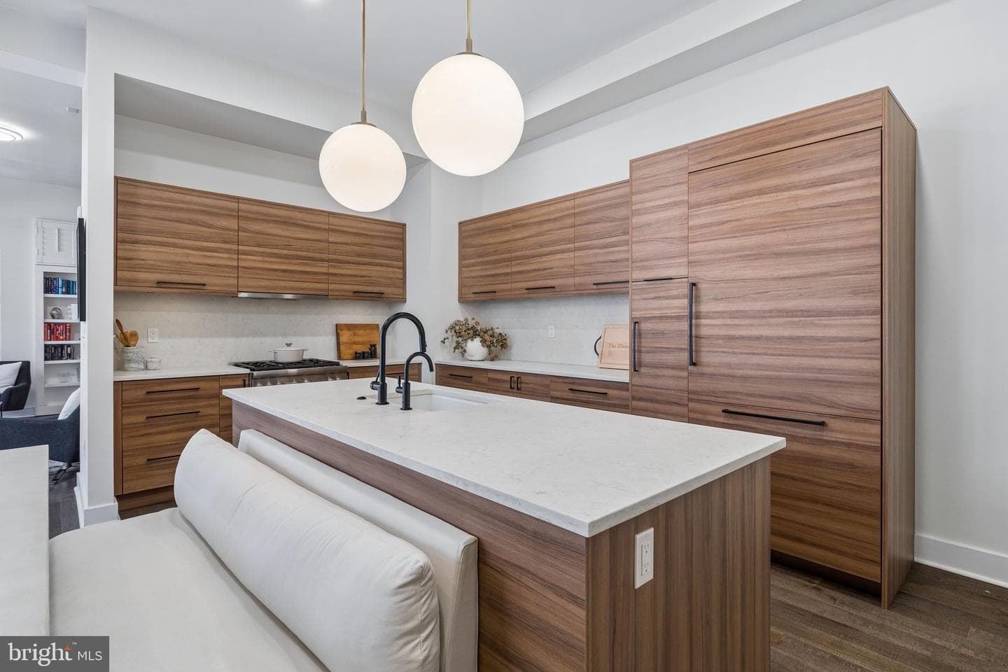1111 Walnut Street #9g photo 3
