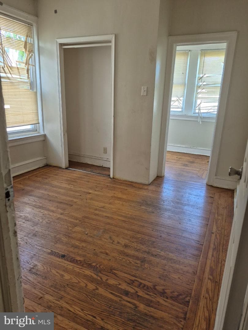 5907 Chester Avenue photo 4