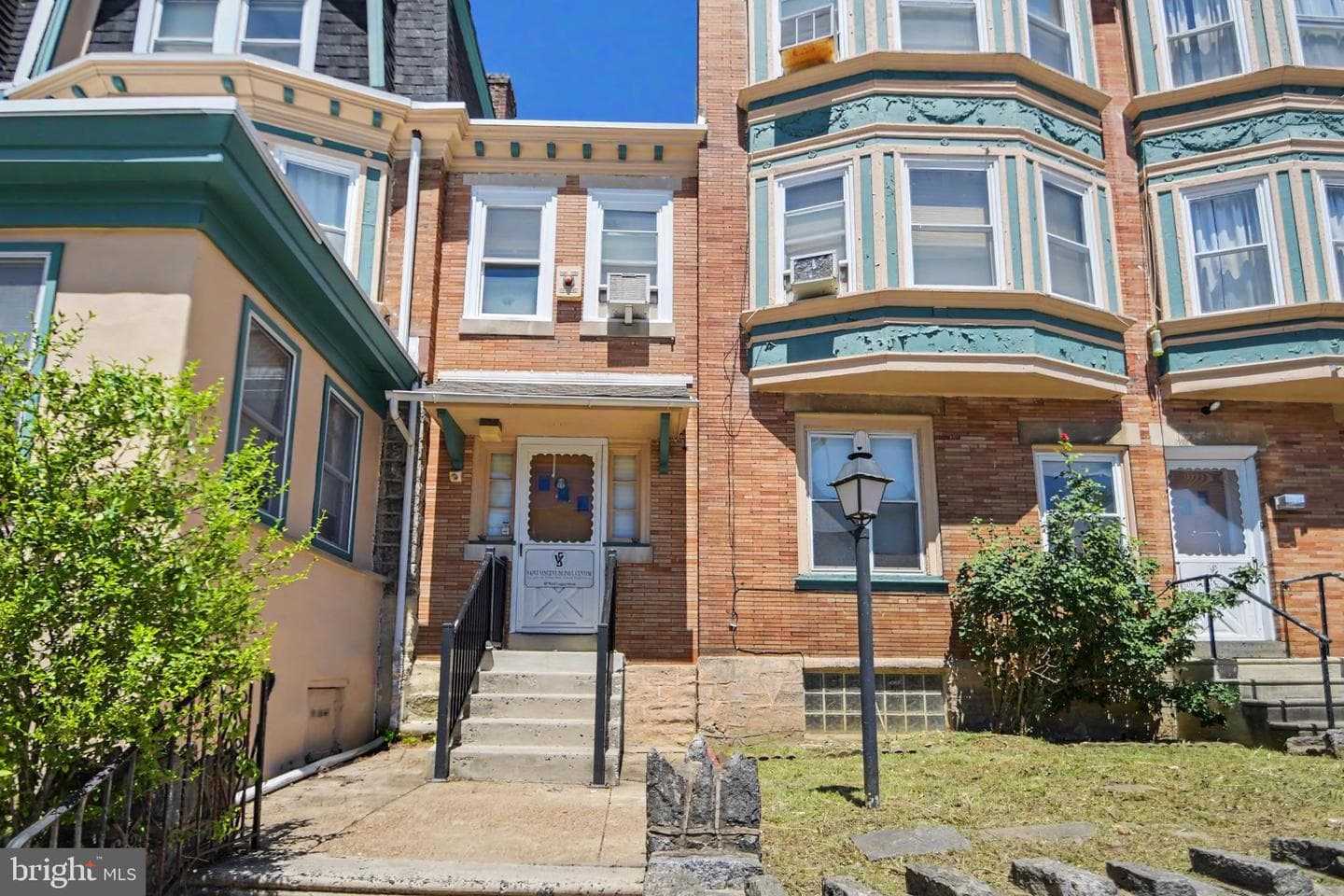45 W Logan Street photo 10