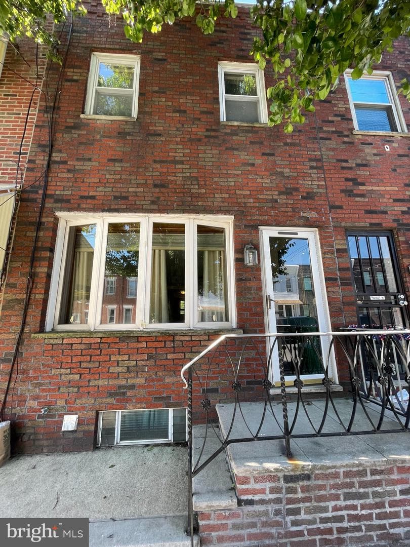 344 Wolf Street photo 14