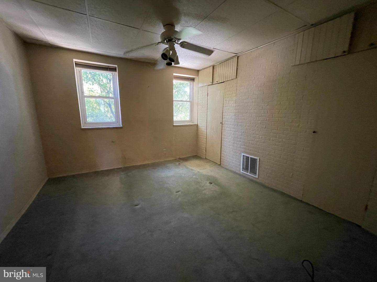 344 Wolf Street photo 8