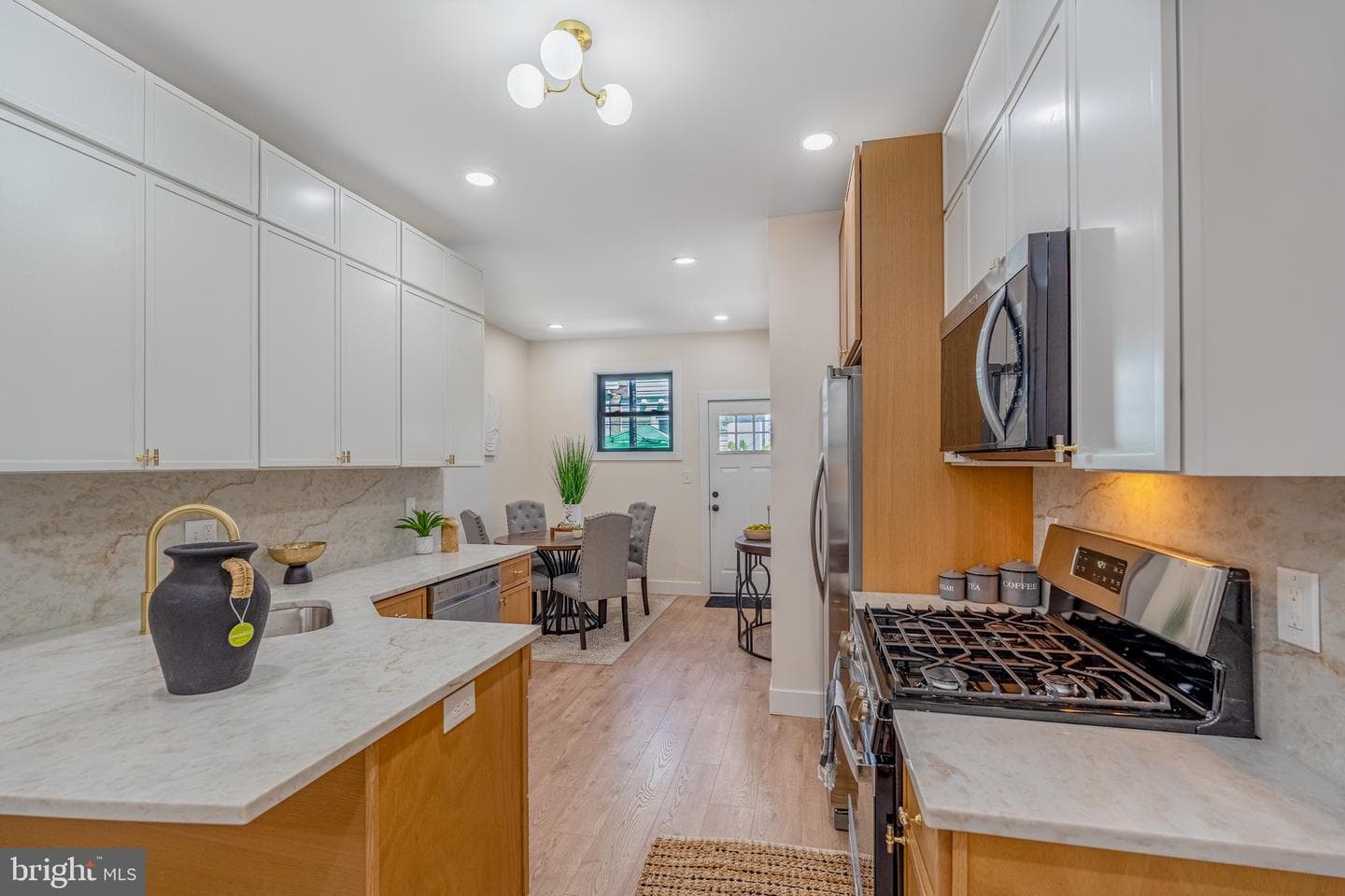 1405 N Corlies Street photo 12