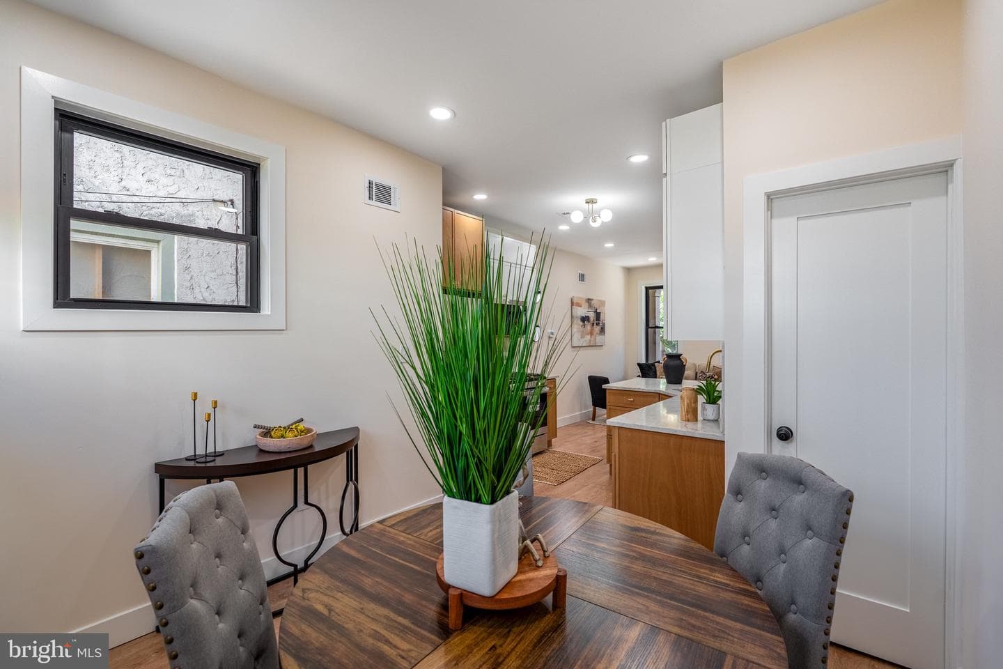 1405 N Corlies Street photo 3