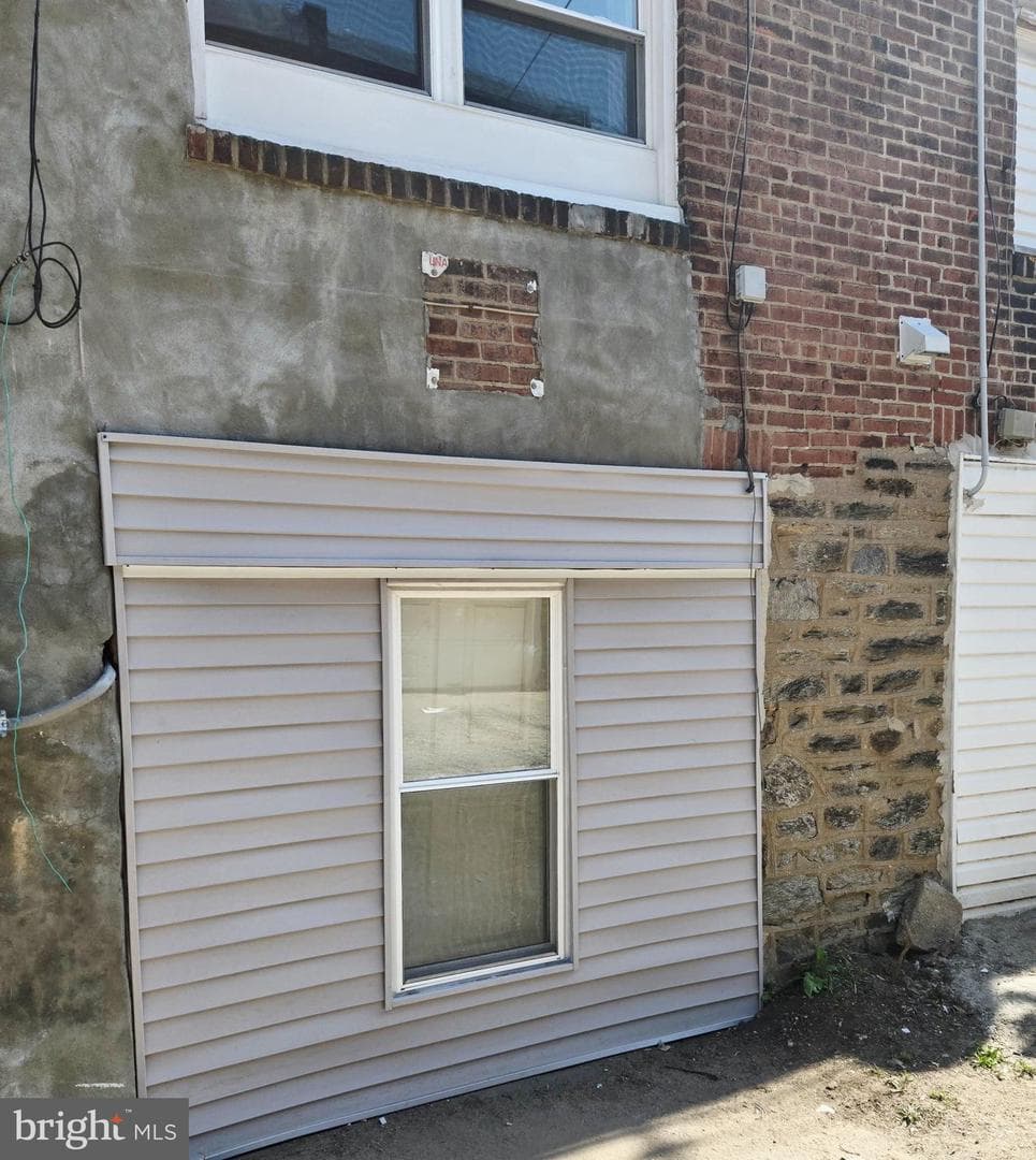 1632 S Lindenwood Street photo 23