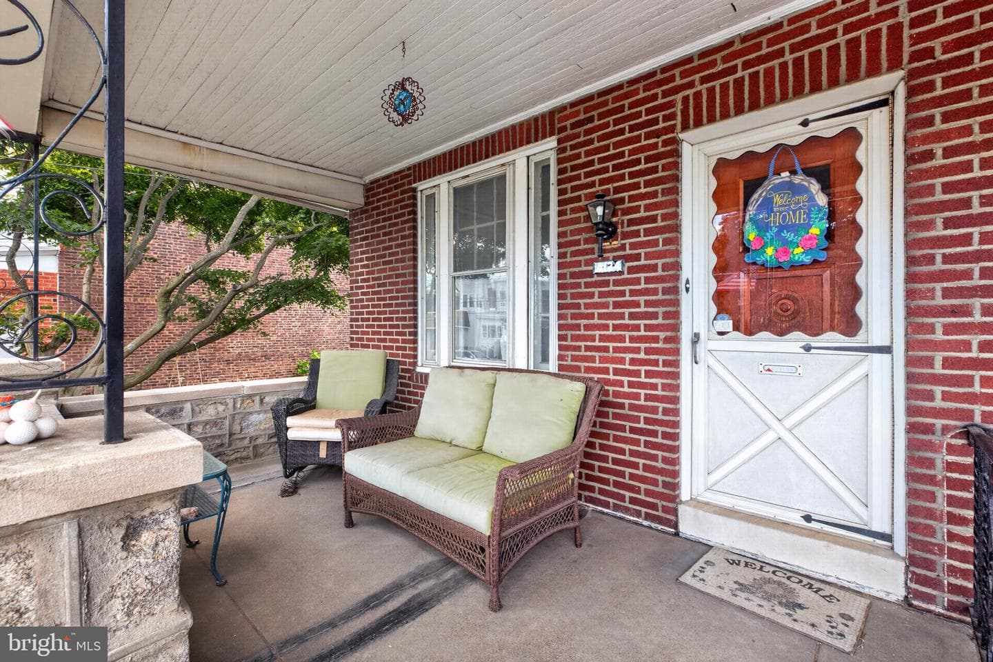 4124 Comly St photo 2