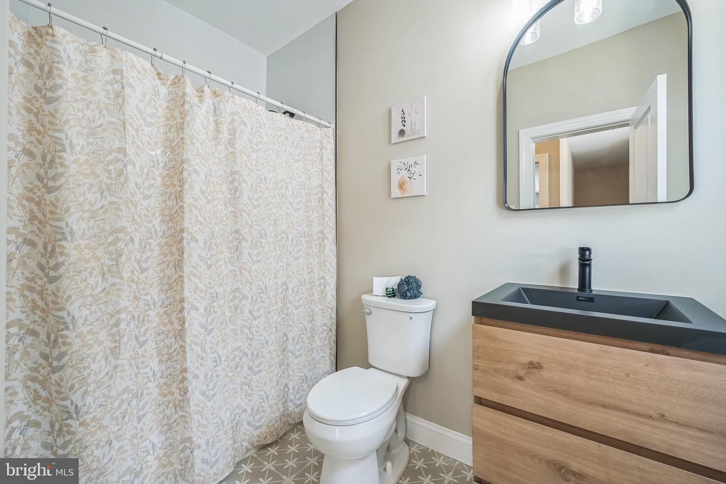 1220 S 52nd Street photo 16