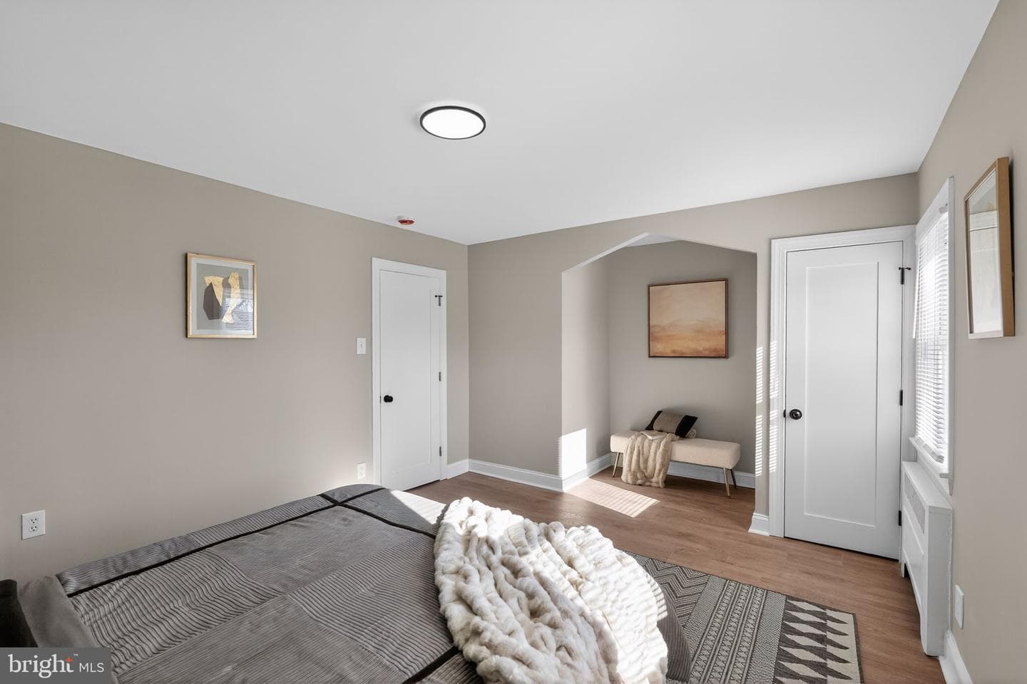 321 E Gorgas Ln photo 15