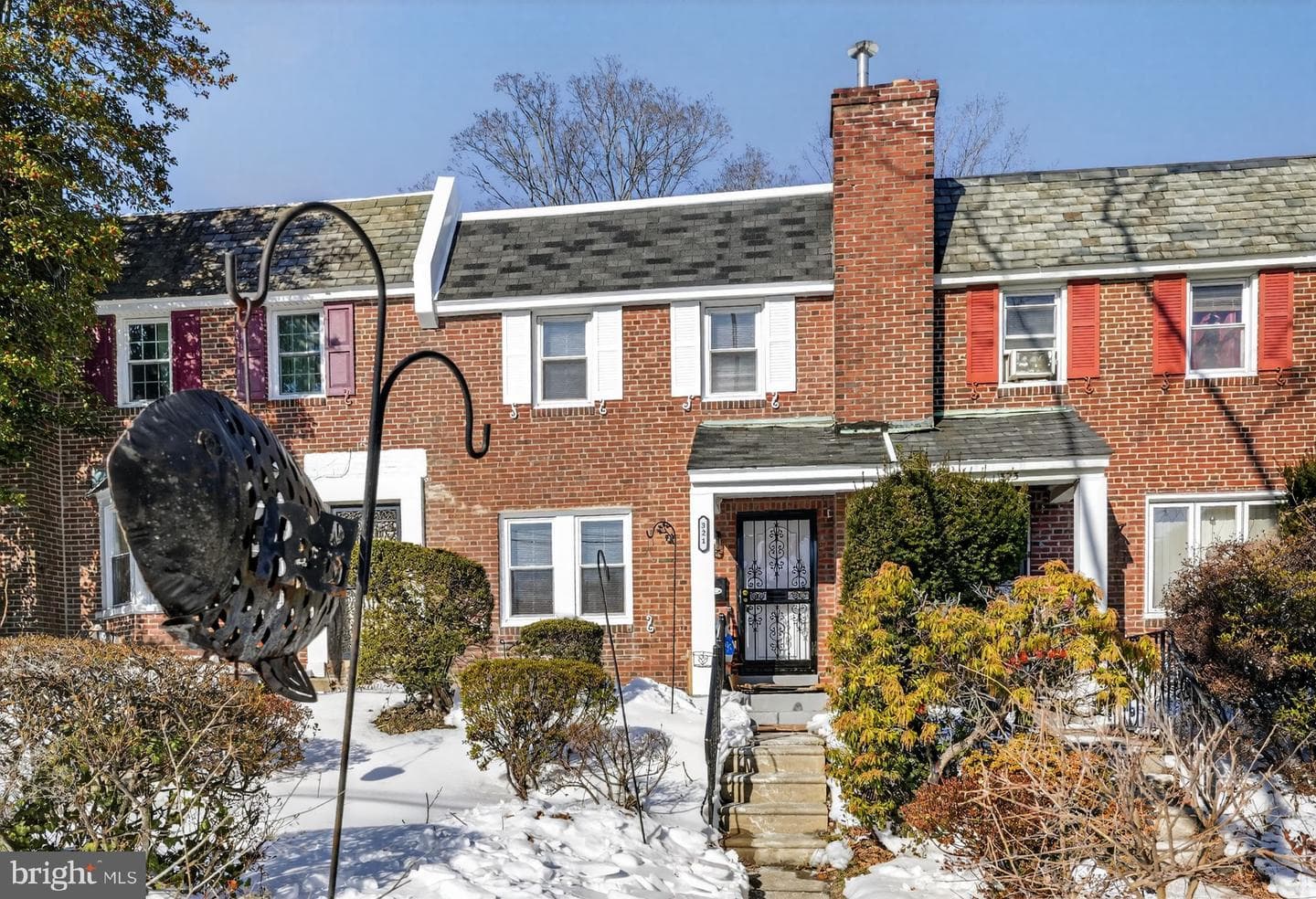 321 E Gorgas Ln photo 28
