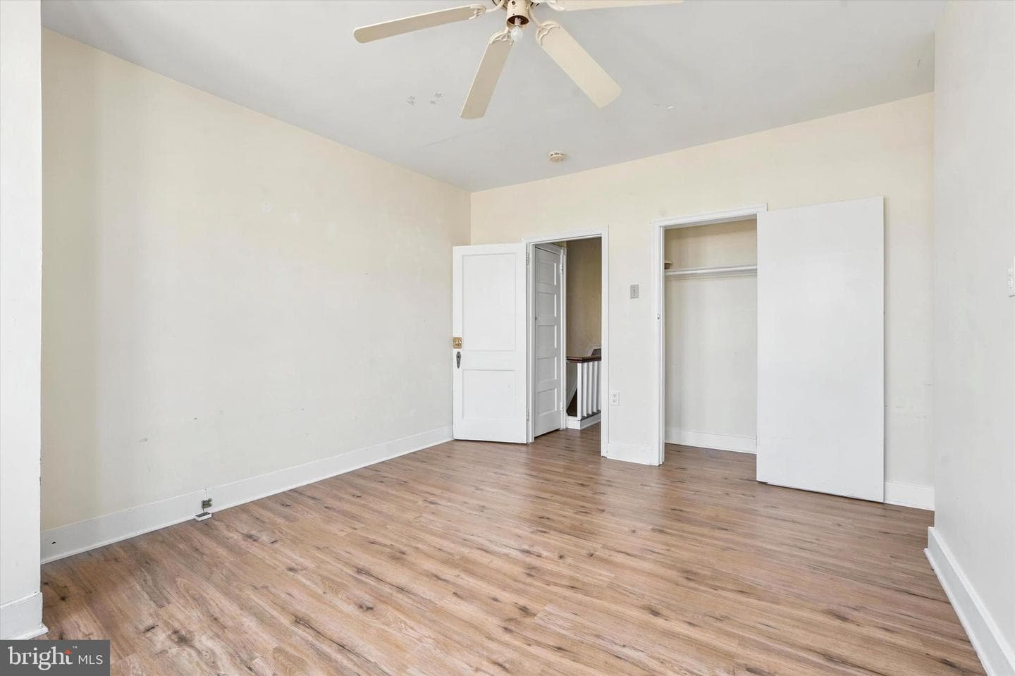 2934 Aramingo Avenue photo 12