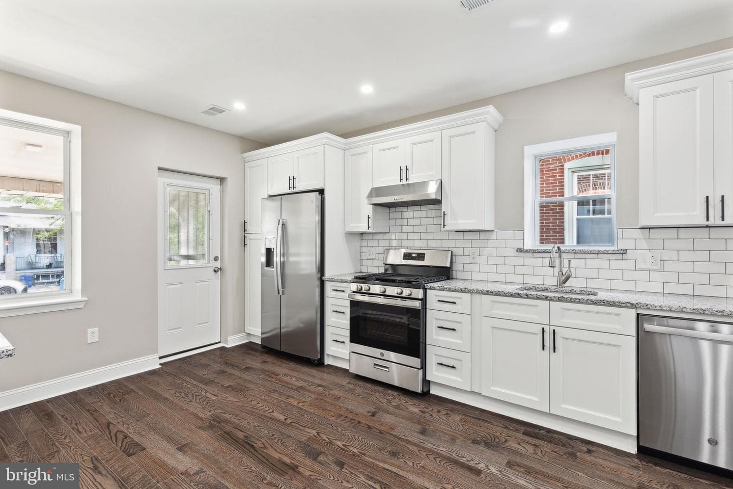 1821 W Porter Street photo 13