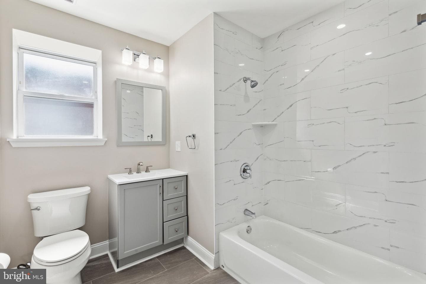 1821 W Porter Street photo 24