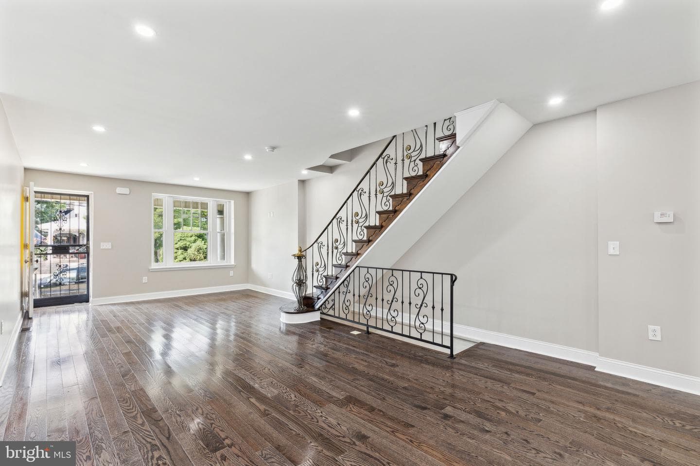 1821 W Porter Street photo 9