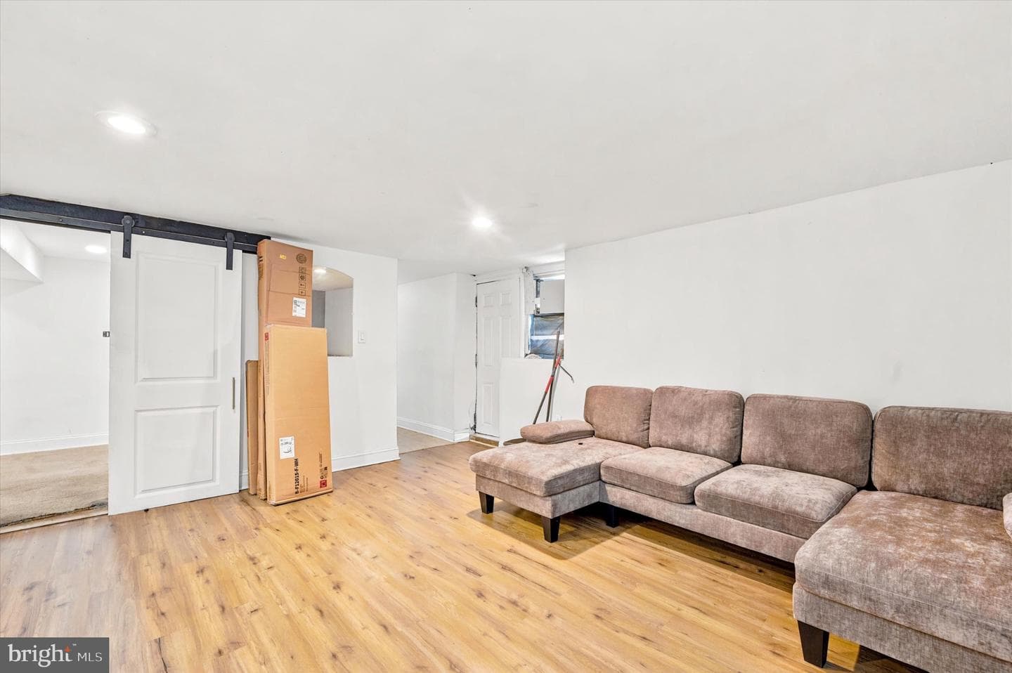 6701 Kindred St photo 21