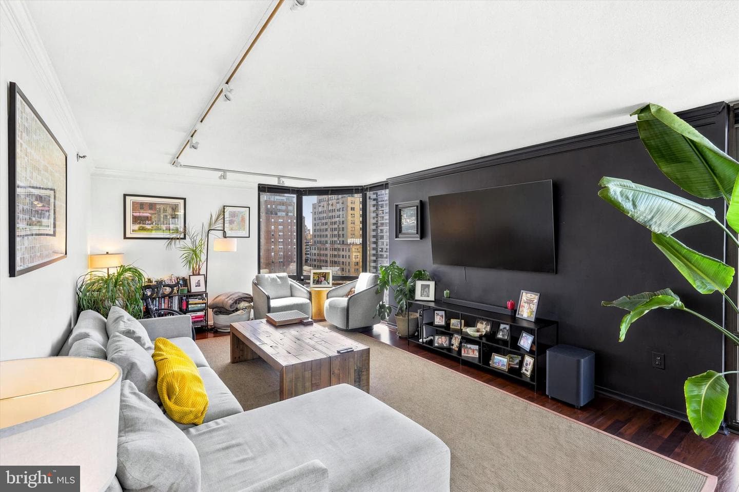 2018 Walnut Street #23e photo 5