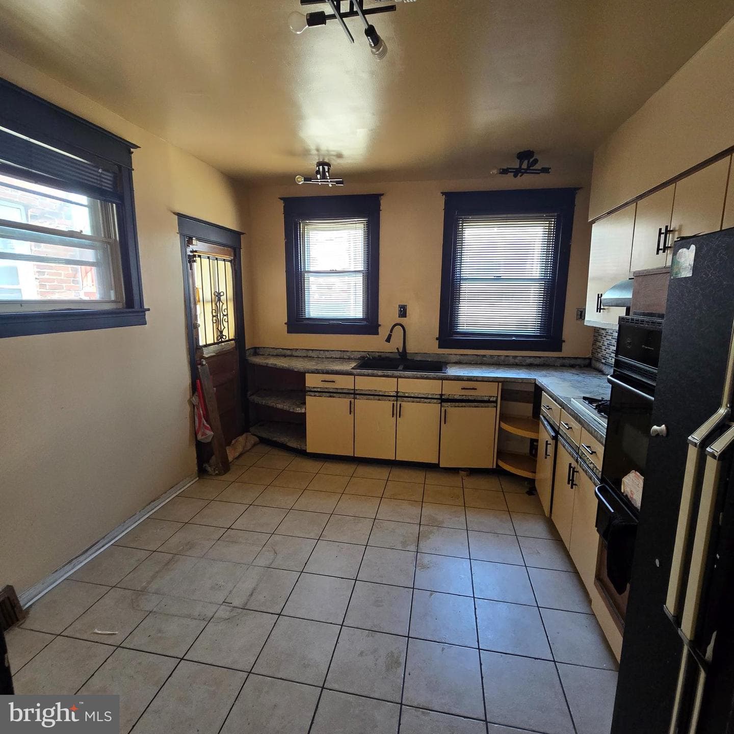 7819 Michener Avenue photo 6