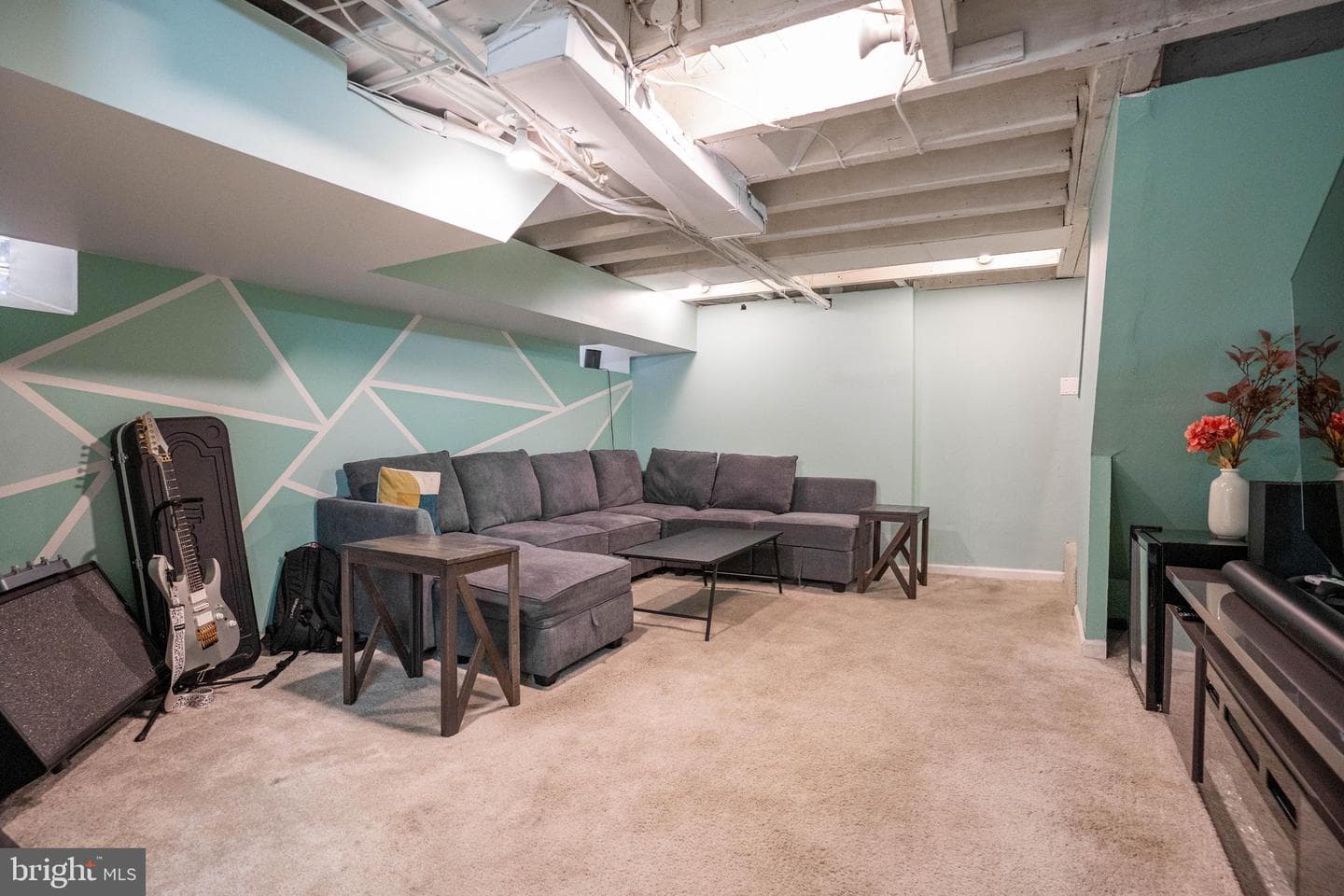 4326 Mitchell Street photo 22
