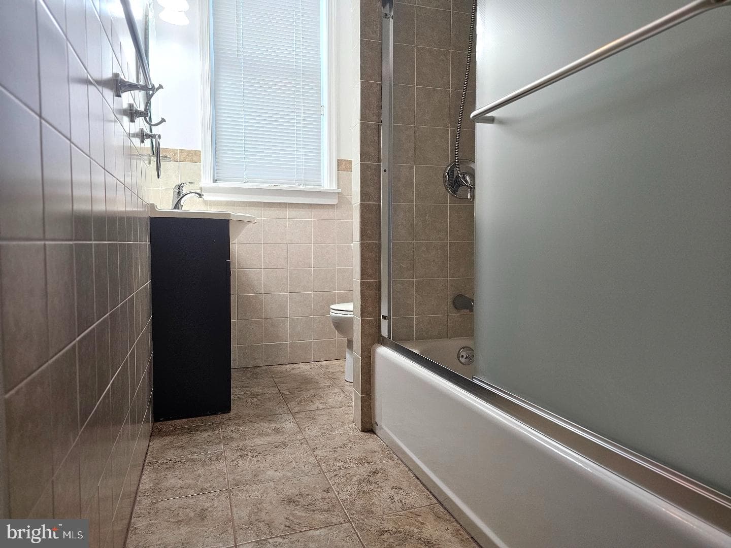 424 Fanshawe Street photo 20