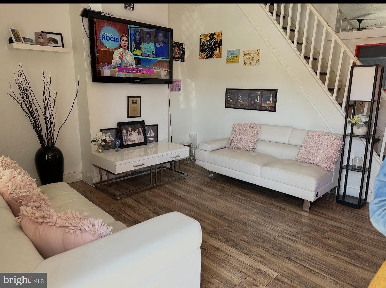 251 W Wingohocking Street photo 3