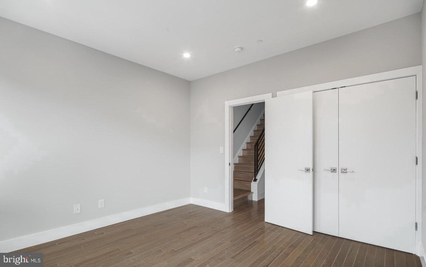 2209 Cross Street photo 25