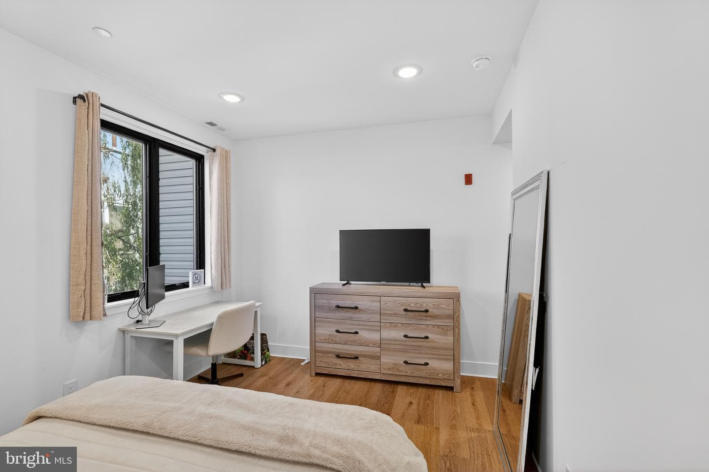 1801 Fairmount Avenue #303 photo 12