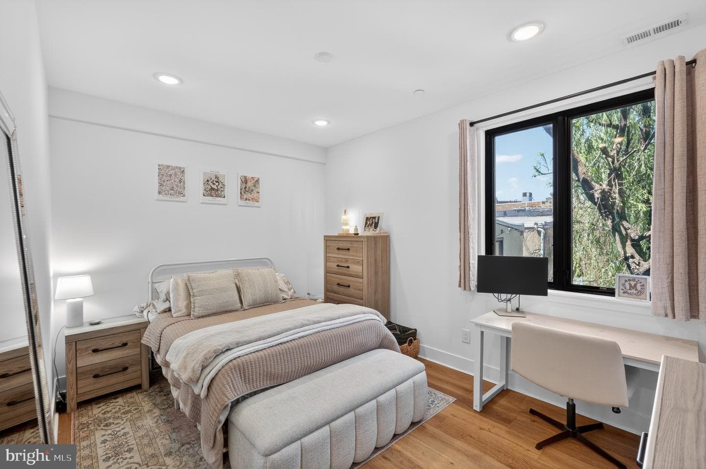 1801 Fairmount Avenue #303 photo 13