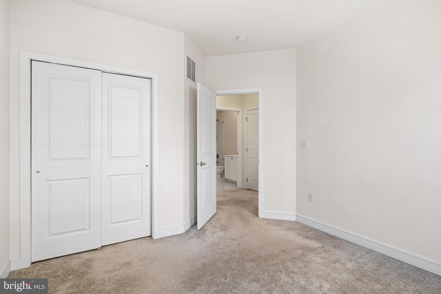 101 Brinley Court photo 24