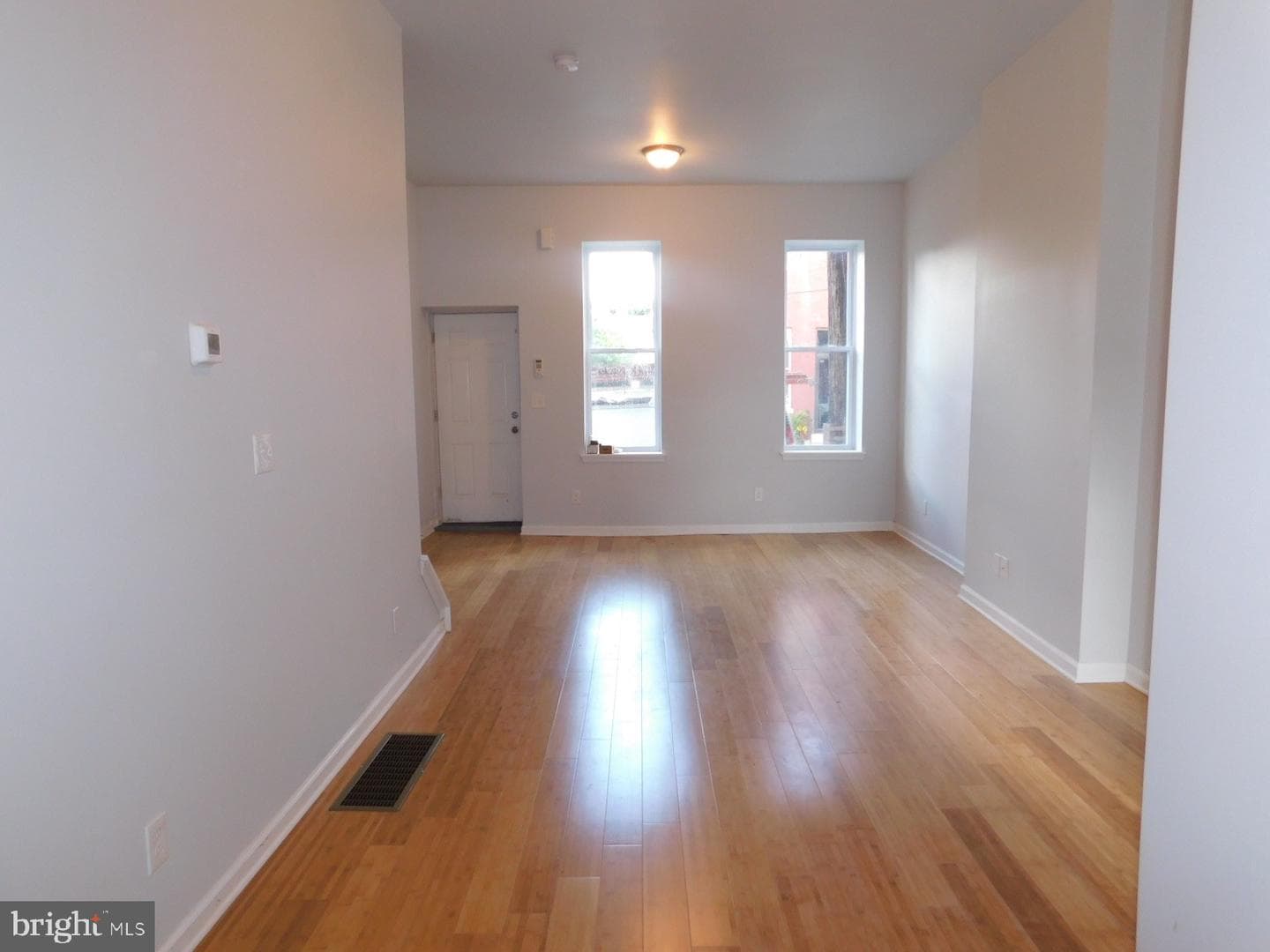 2238 W Master Street photo 3