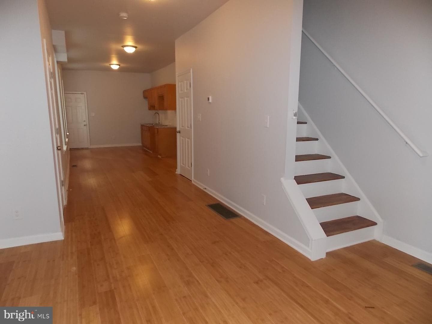 2417 Arlington Street photo 3
