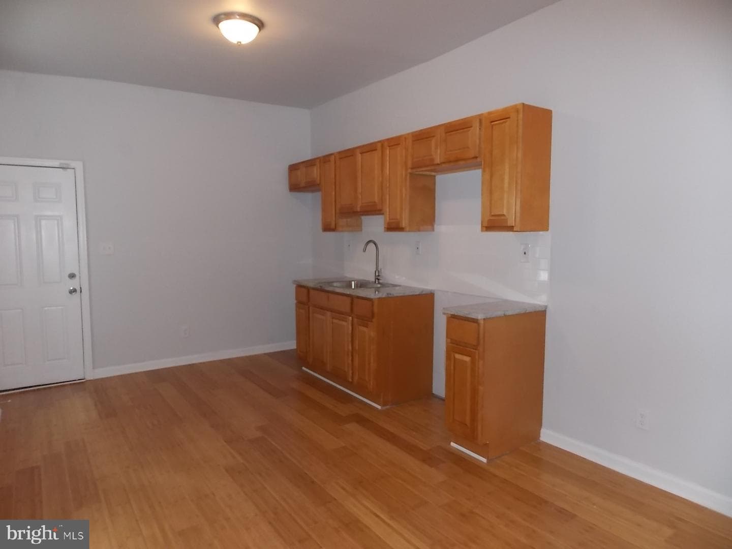 2417 Arlington Street photo 5