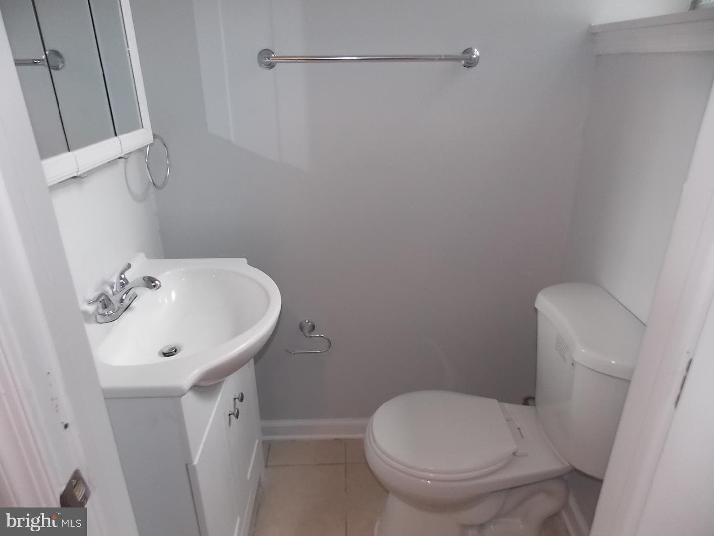 2417 Arlington Street photo 7
