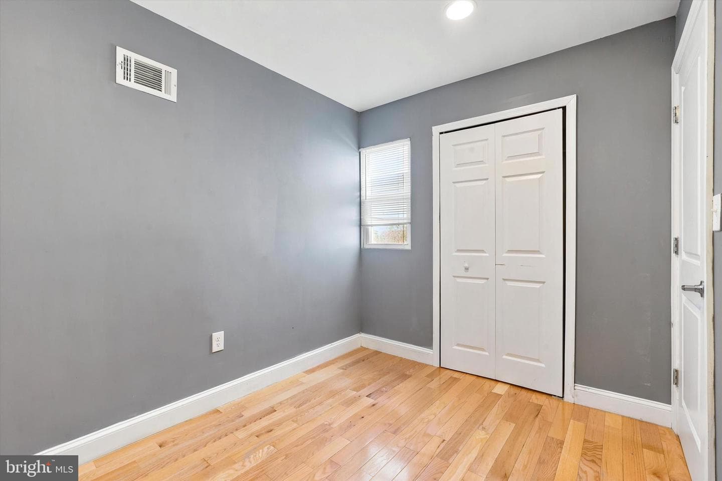 2504 Manton Street photo 15