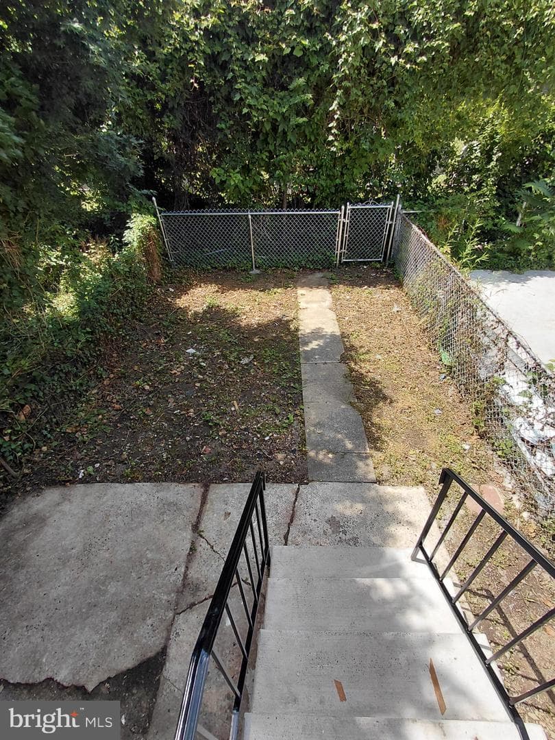 43 E Sharpnack Street photo 15