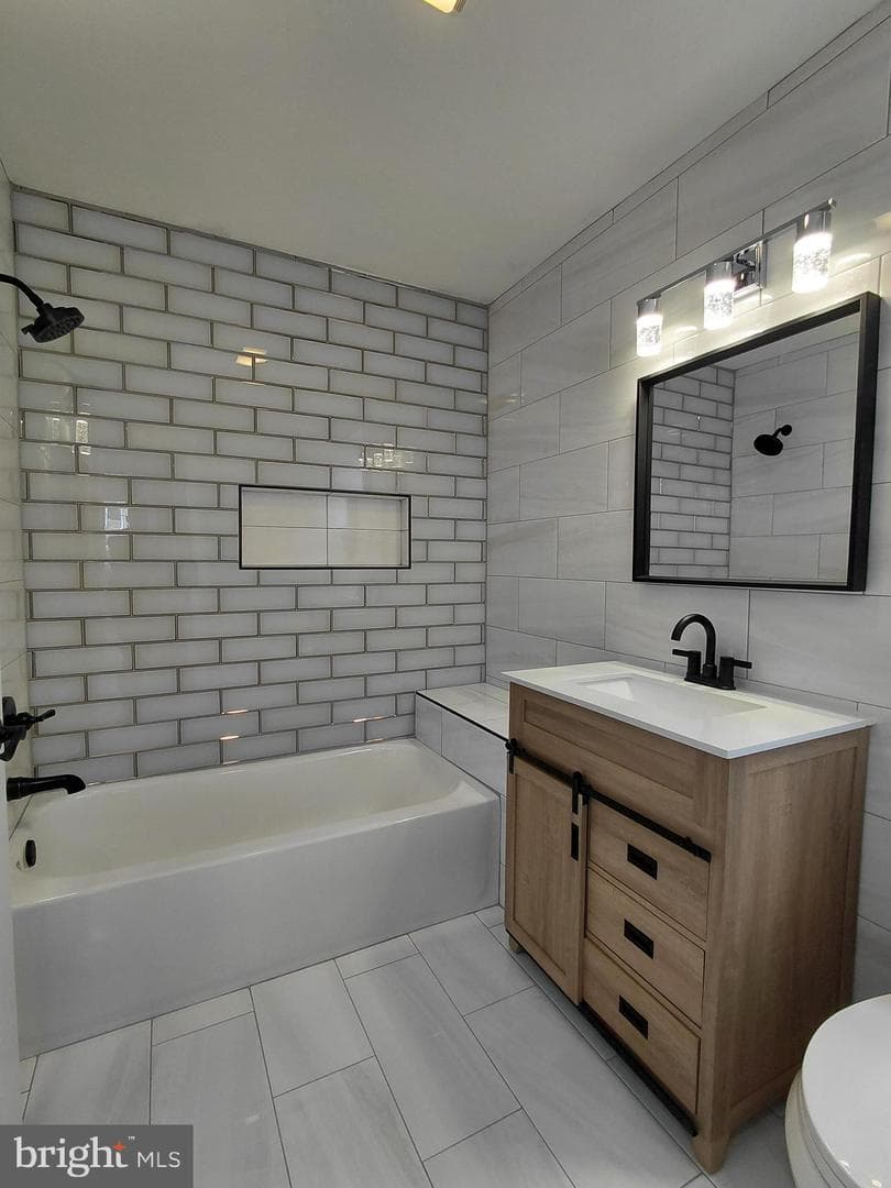 43 E Sharpnack Street photo 24