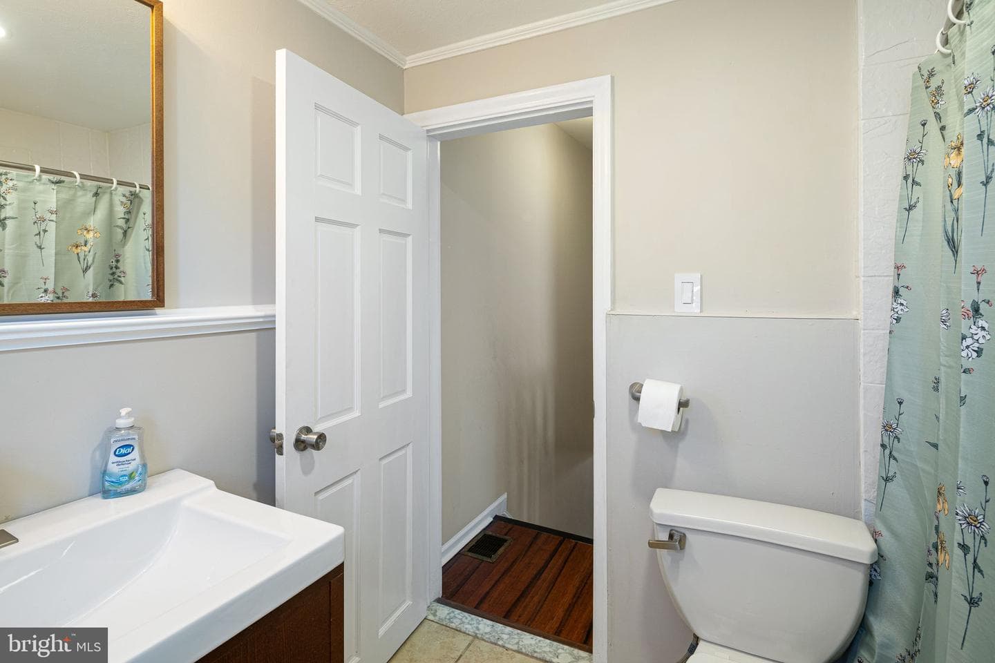 1024 Winton Street photo 15
