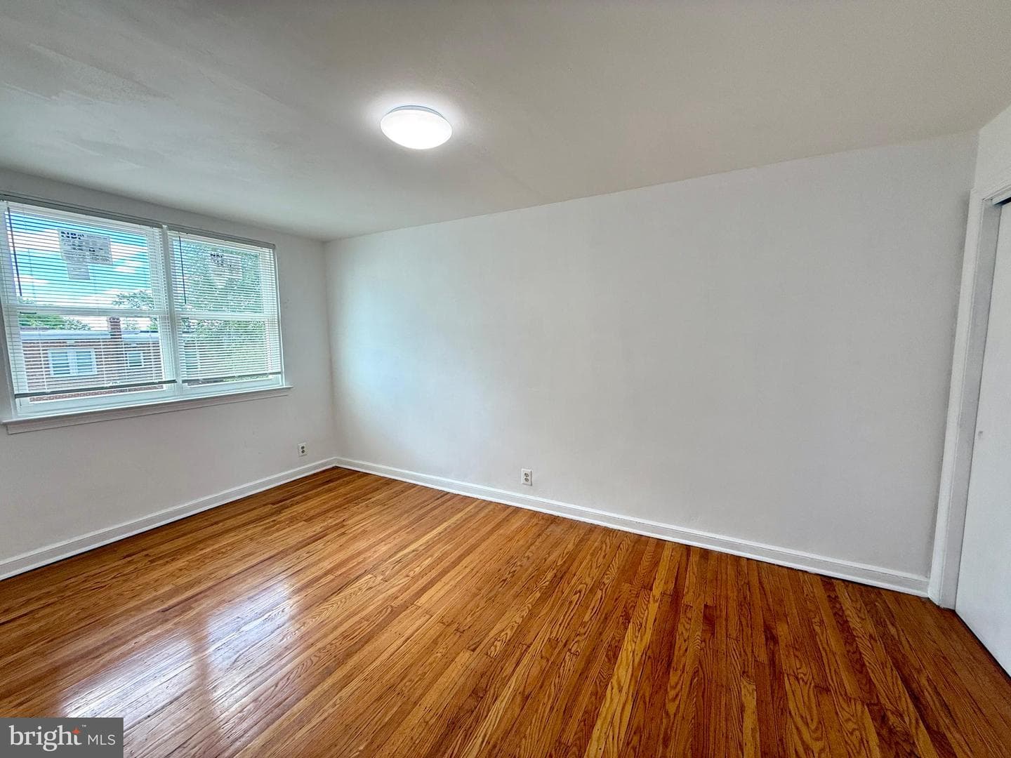 1106 E Hortter Street photo 14